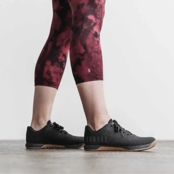 NWT NOBULL High-Rise Matte Crop Tight - Medium - Lava and Black Tie Dye (Red) - Picture 2 of 8